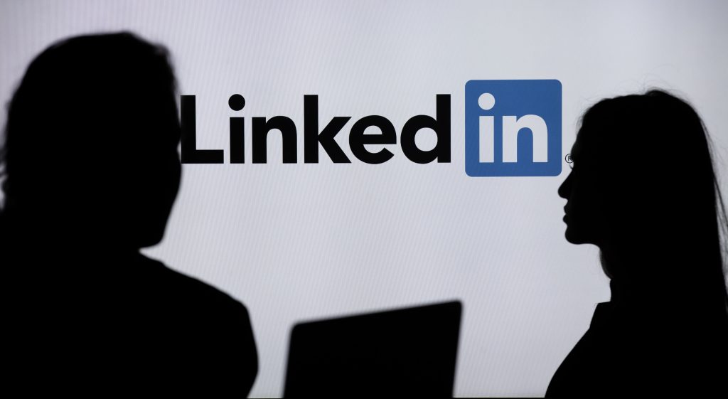 Why Your LinkedIn Followers Aren’t Growing And How to Fix It!
